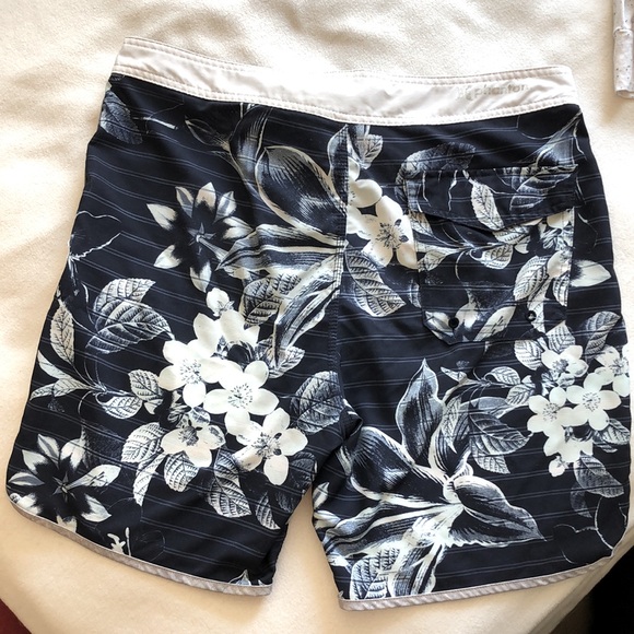 Hurley Phantom Swim Shorts - Picture 2 of 2